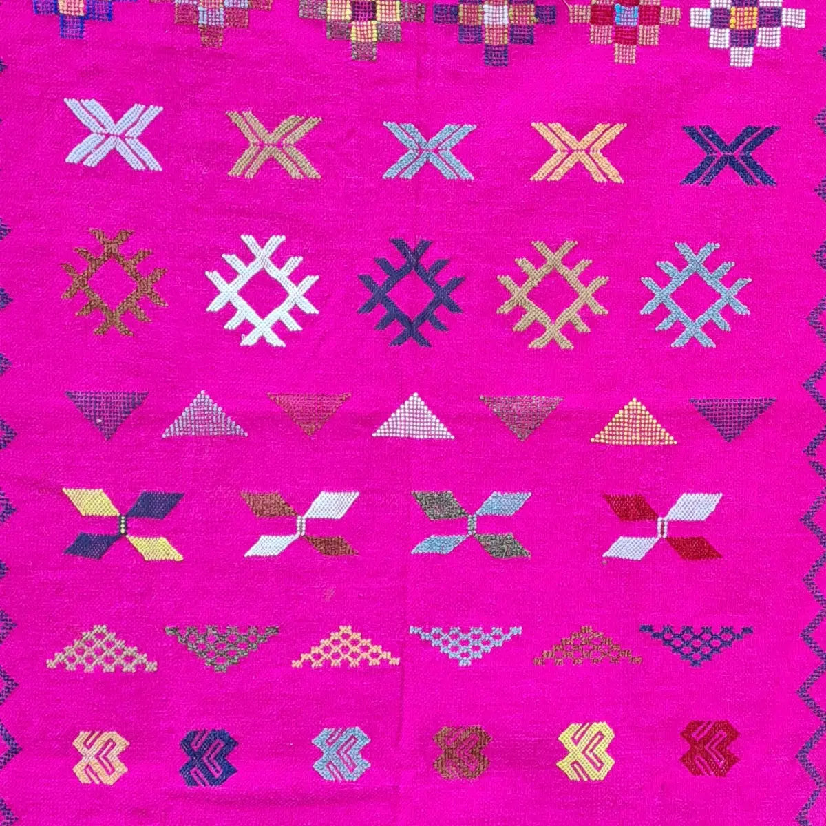 pink Moroccan Berber kilim rug (3)